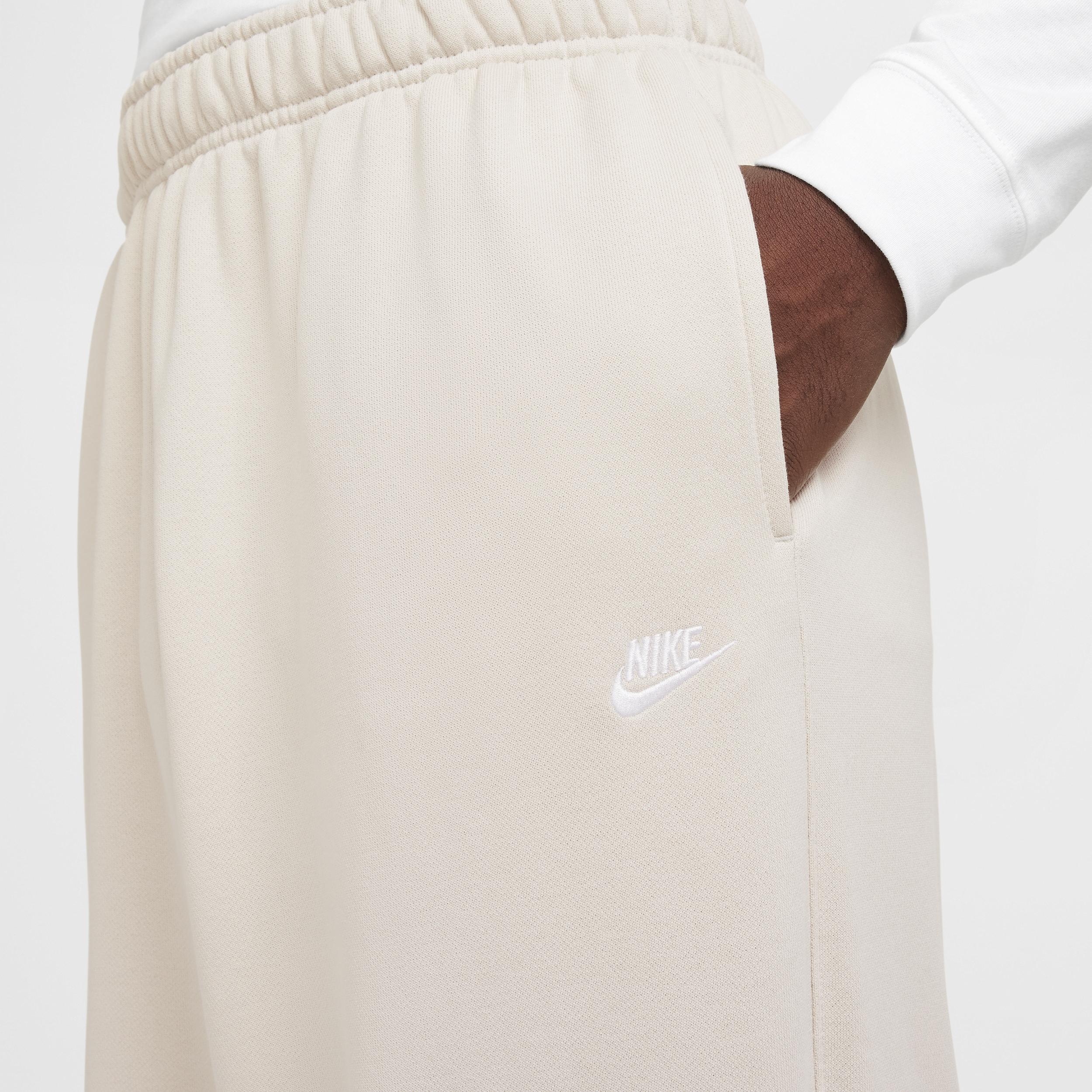 Nike Men's Club Fleece Oversized French Terry Pants Product Image