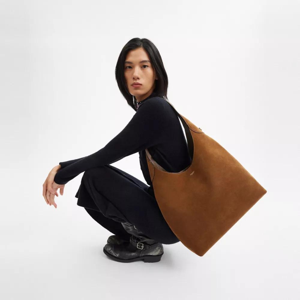 Brooklyn Shoulder Bag 39 Product Image