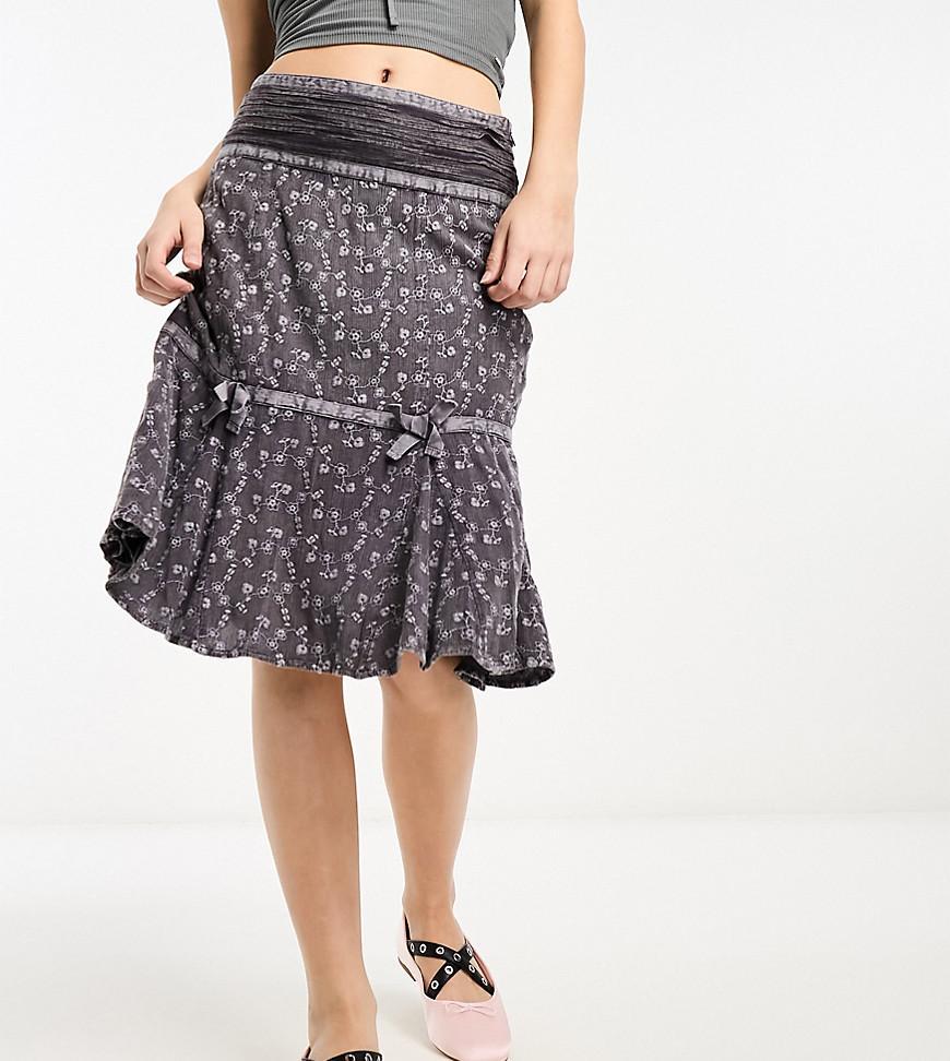 Reclaimed Vintage washed midi skirt with ribbon and bow detail-Gray Product Image