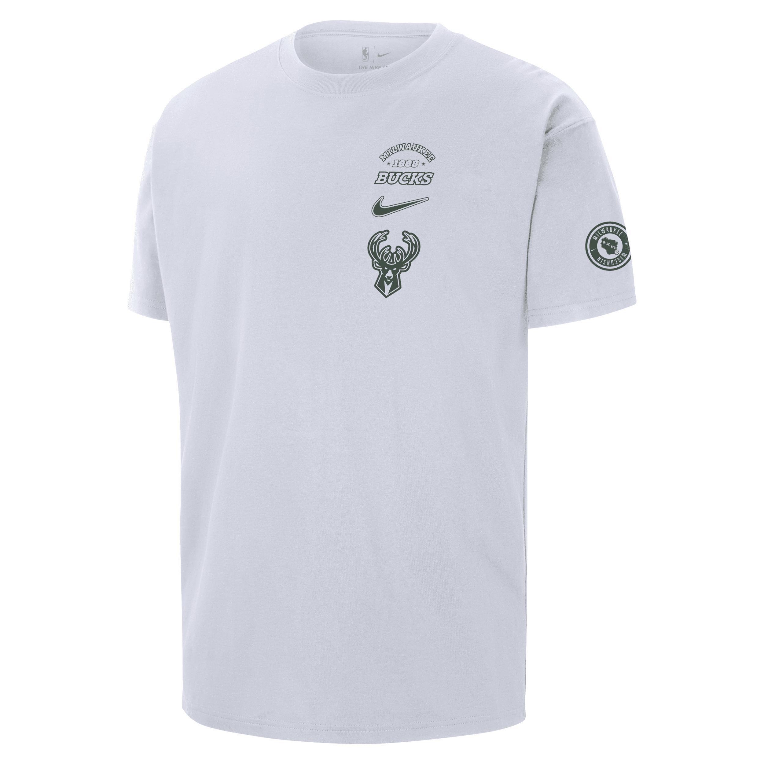 Milwaukee Bucks Courtside Nike Men's NBA T-Shirt Product Image