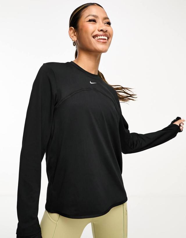 Nike Running Dri-FIT Swift Elemant UV long sleeve top Product Image