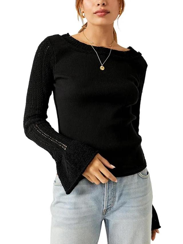 Womens Knit Long Sleeve Pullover Top In Black Product Image