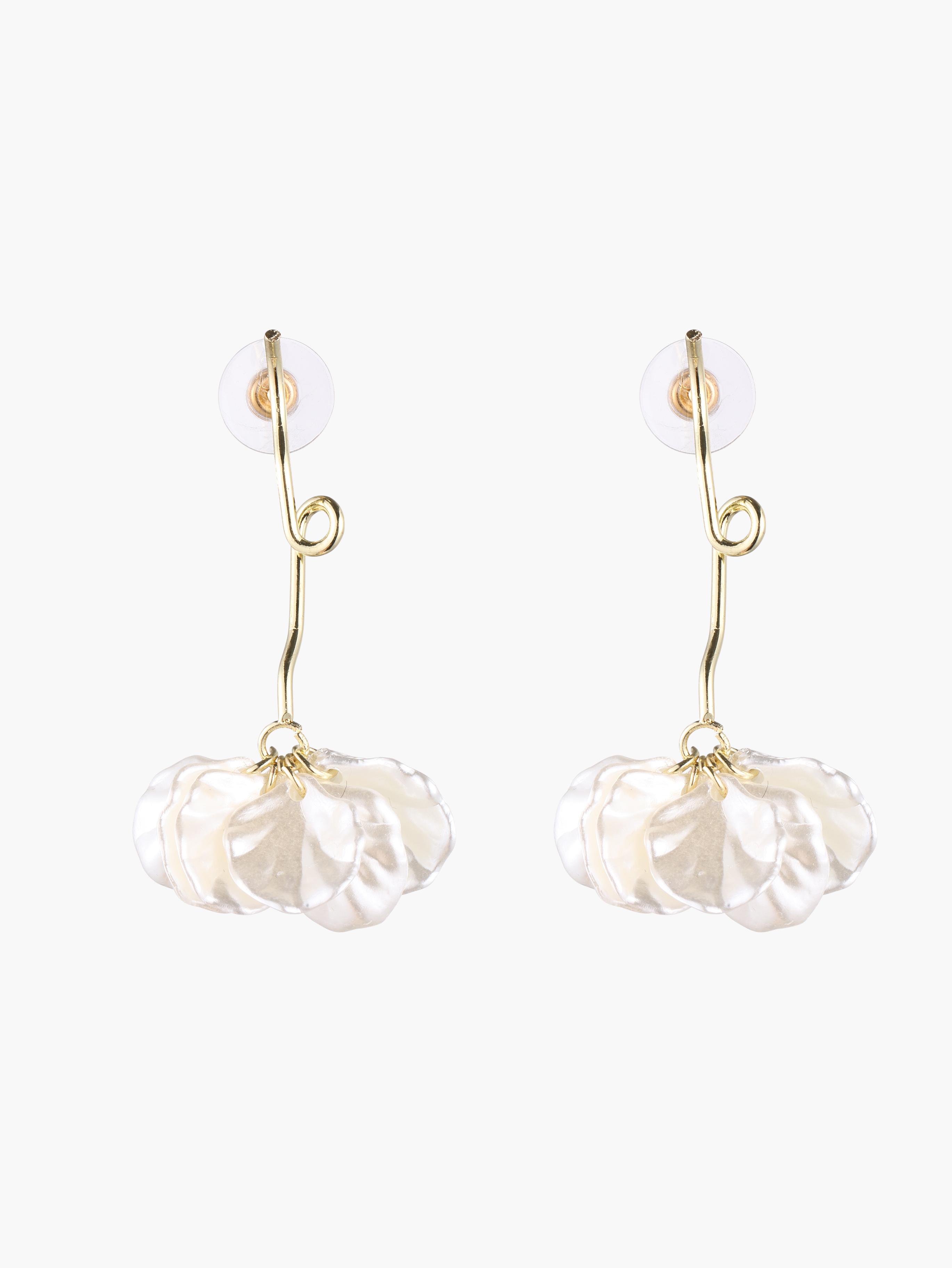 Flower Drop Earrings Product Image