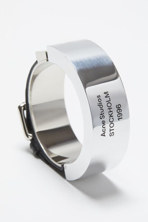 Leather cuff bracelet Product Image