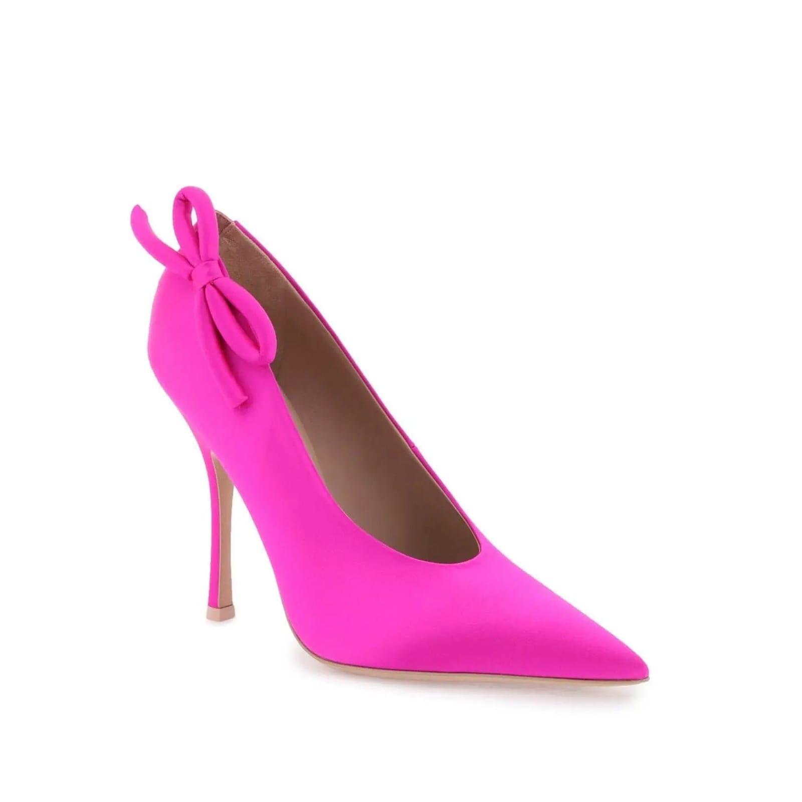 Satin Pumps In Pink Product Image