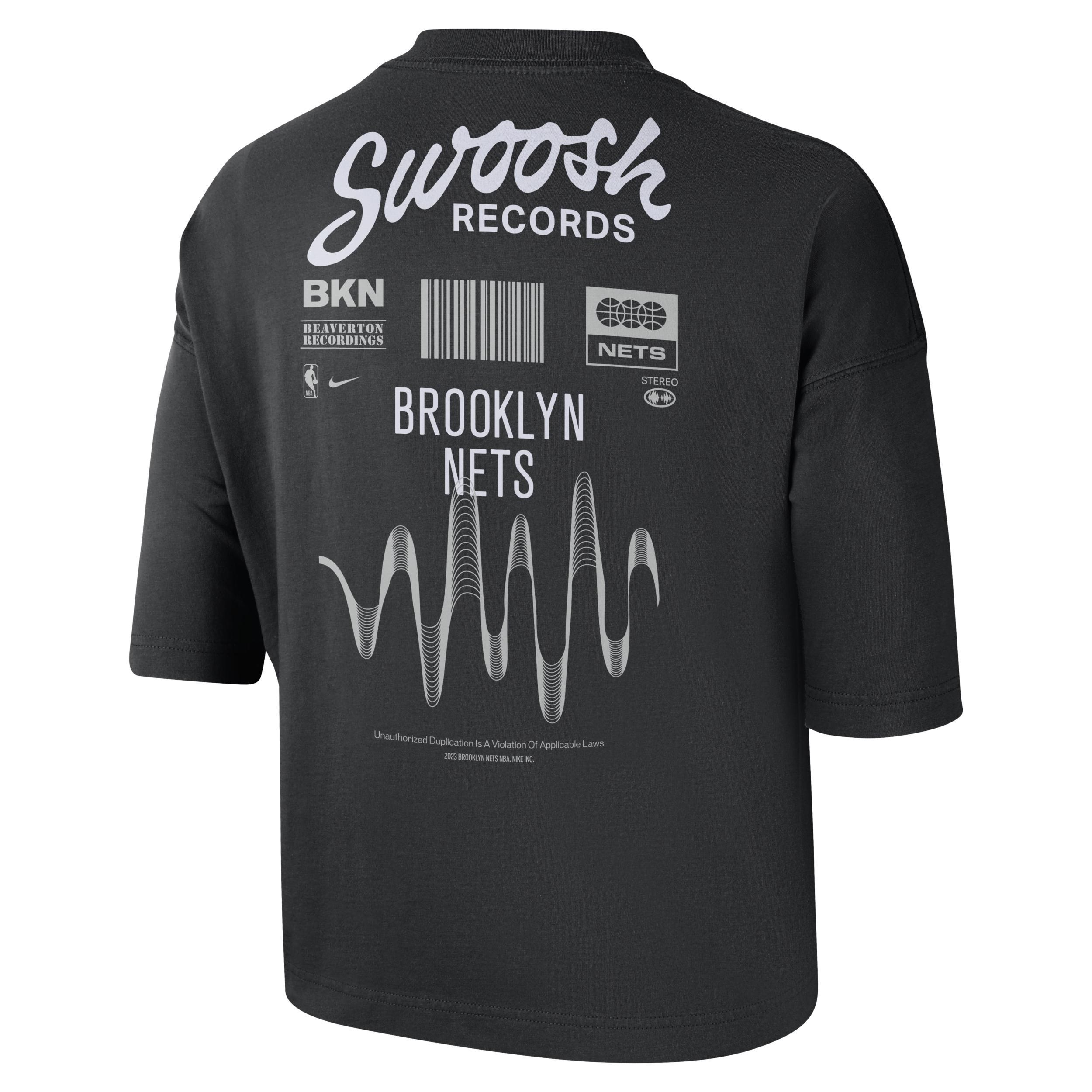 Brooklyn Nets Essential Nike Women's NBA Boxy T-Shirt Product Image