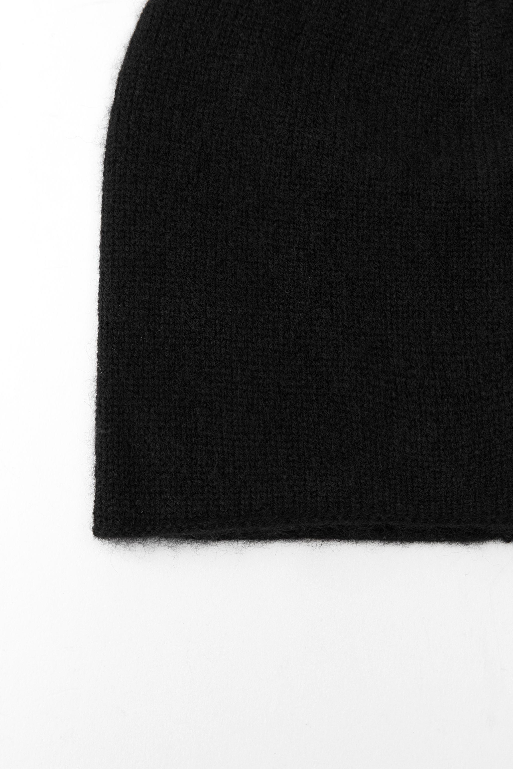 100% CASHMERE KNIT BEANIE Product Image