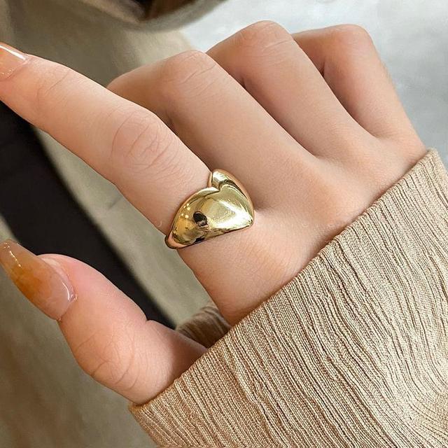 Polished Heart Alloy Ring Product Image