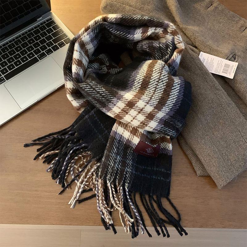 Plaid Fringed Scarf Product Image