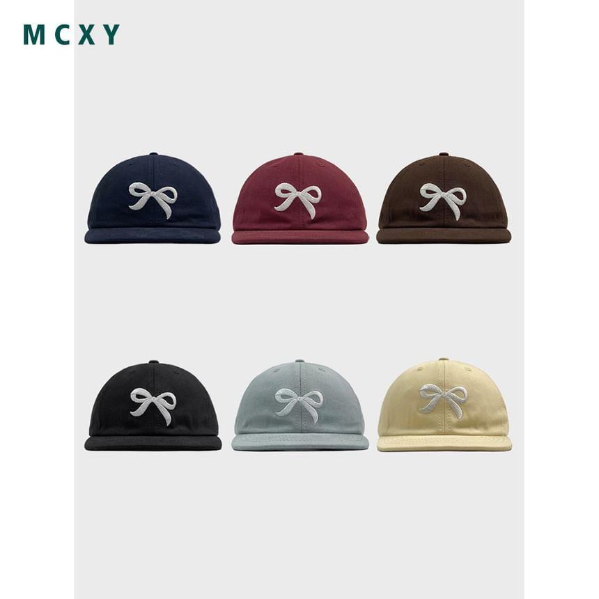 Bow Embroidered Cap Product Image