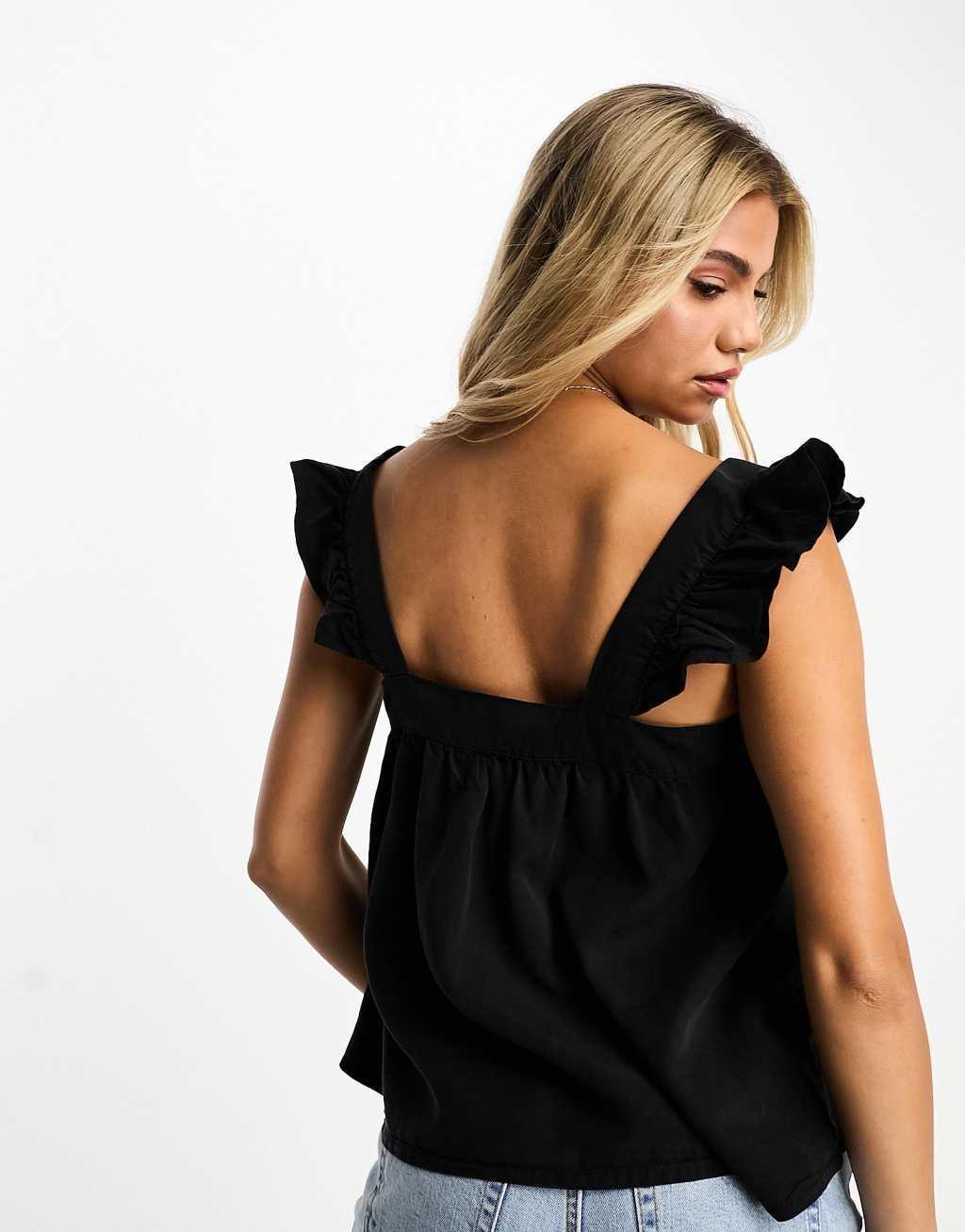 Vero Moda square neck frill sleeve top Product Image