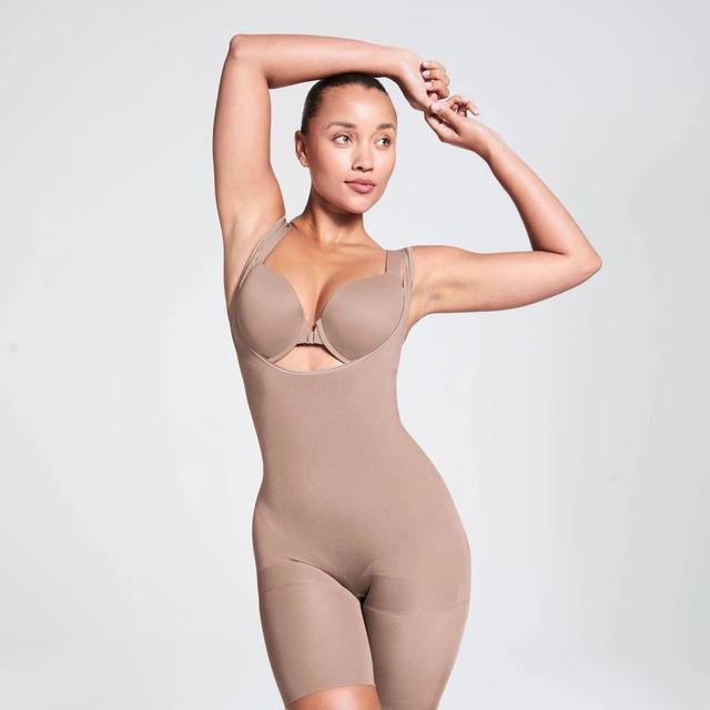 ASSETS by SPANX Womens Remarkable Results All-In-One Body Slimmer - Cafe Au Lait Product Image