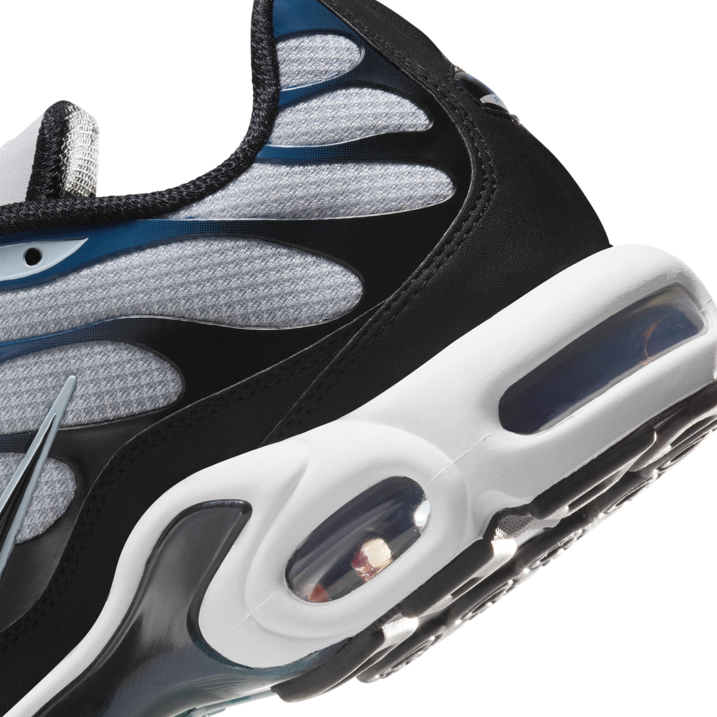 Nike Men's Air Max Plus Shoes Product Image