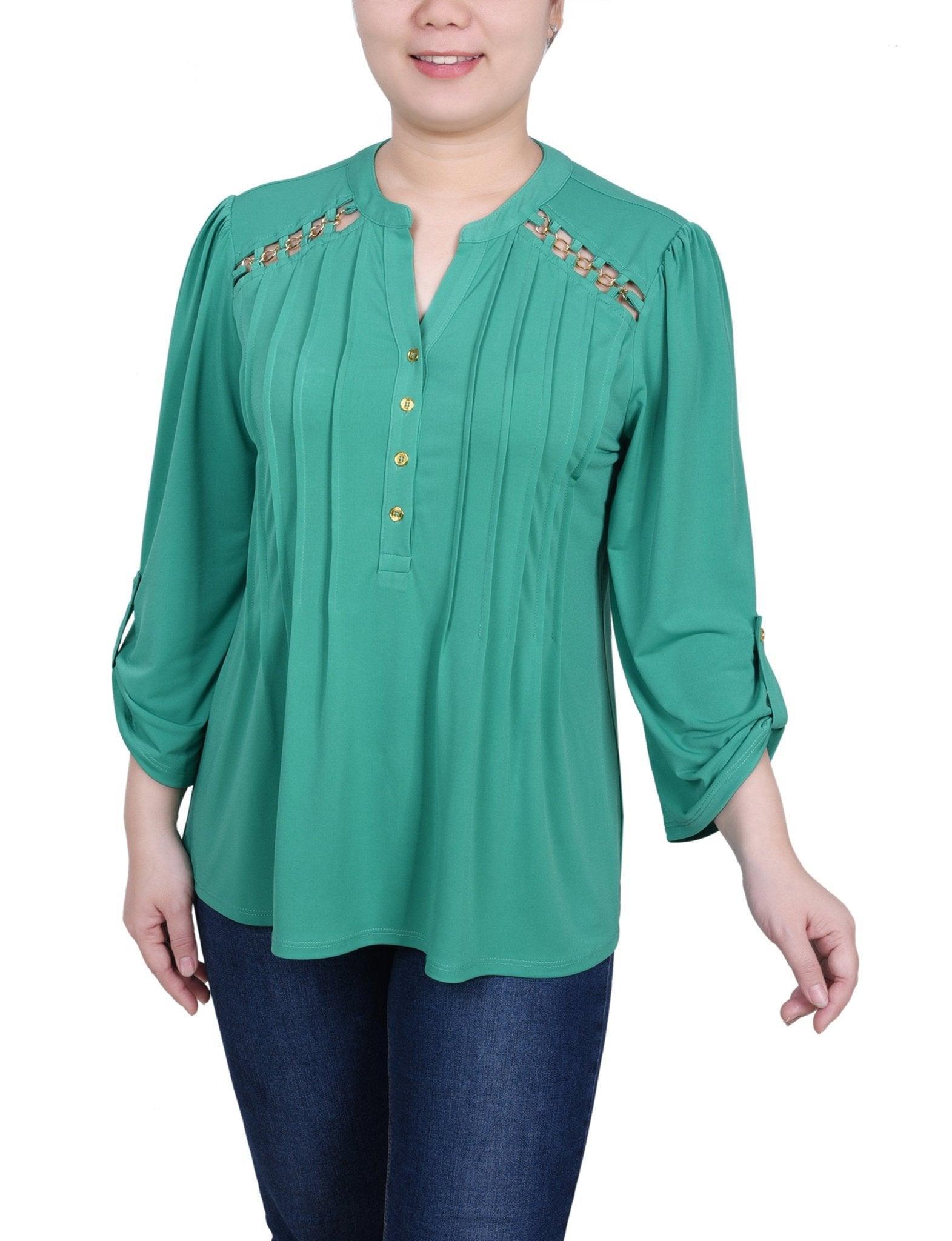 Pintuck Front Top With Chain Details - Petite Product Image