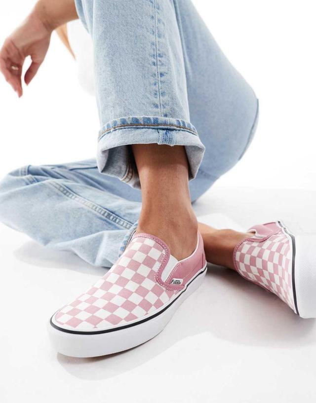 Vans Classic Slip-On sneakers in pink checkerboard print Product Image