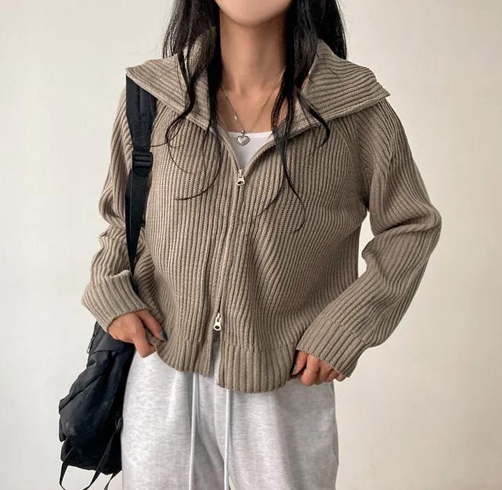 Collared Ribbed Zip-Up Plain Cardigan Product Image