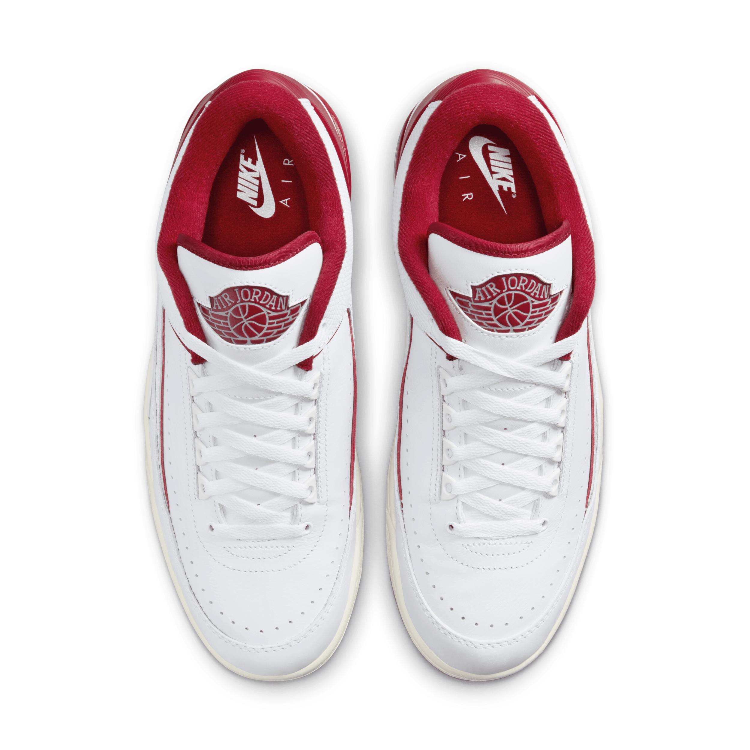 Jordan Mens Jordan AJ 2/3 - Mens Basketball Shoes Red/White/Grey Product Image