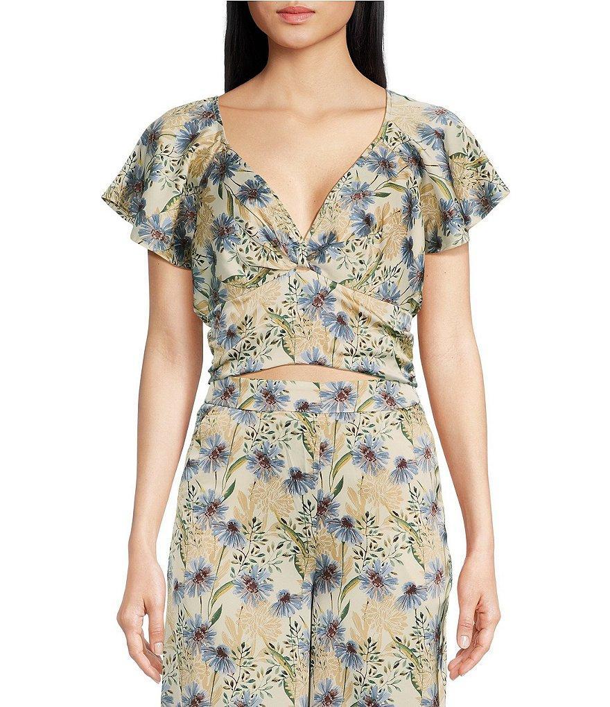 En Saison Dahlia Floral Print V-Neck Short Sleeve Coordinating Cropped Top Product Image