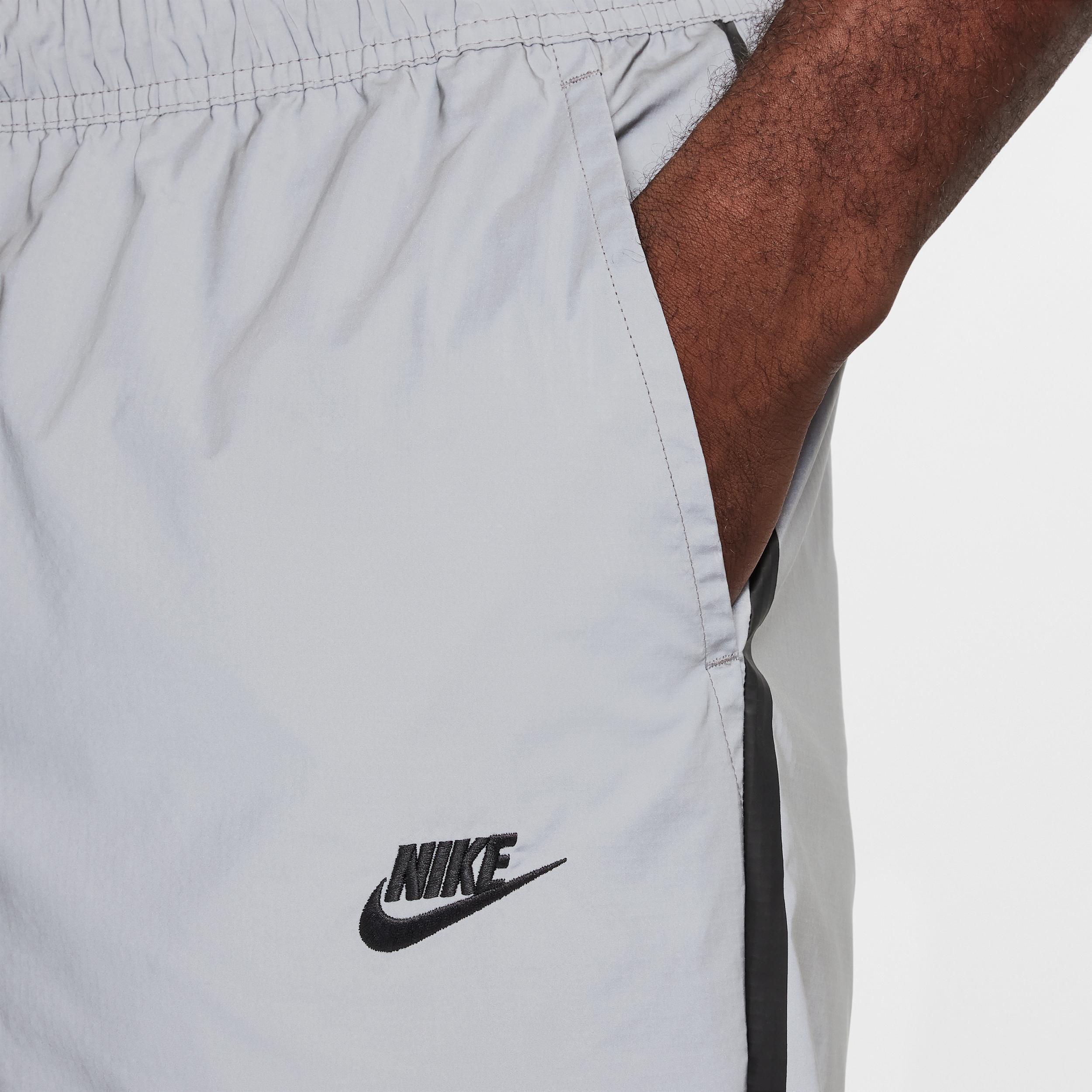 Nike Mens Tech Woven Flash Jogger Pants Product Image