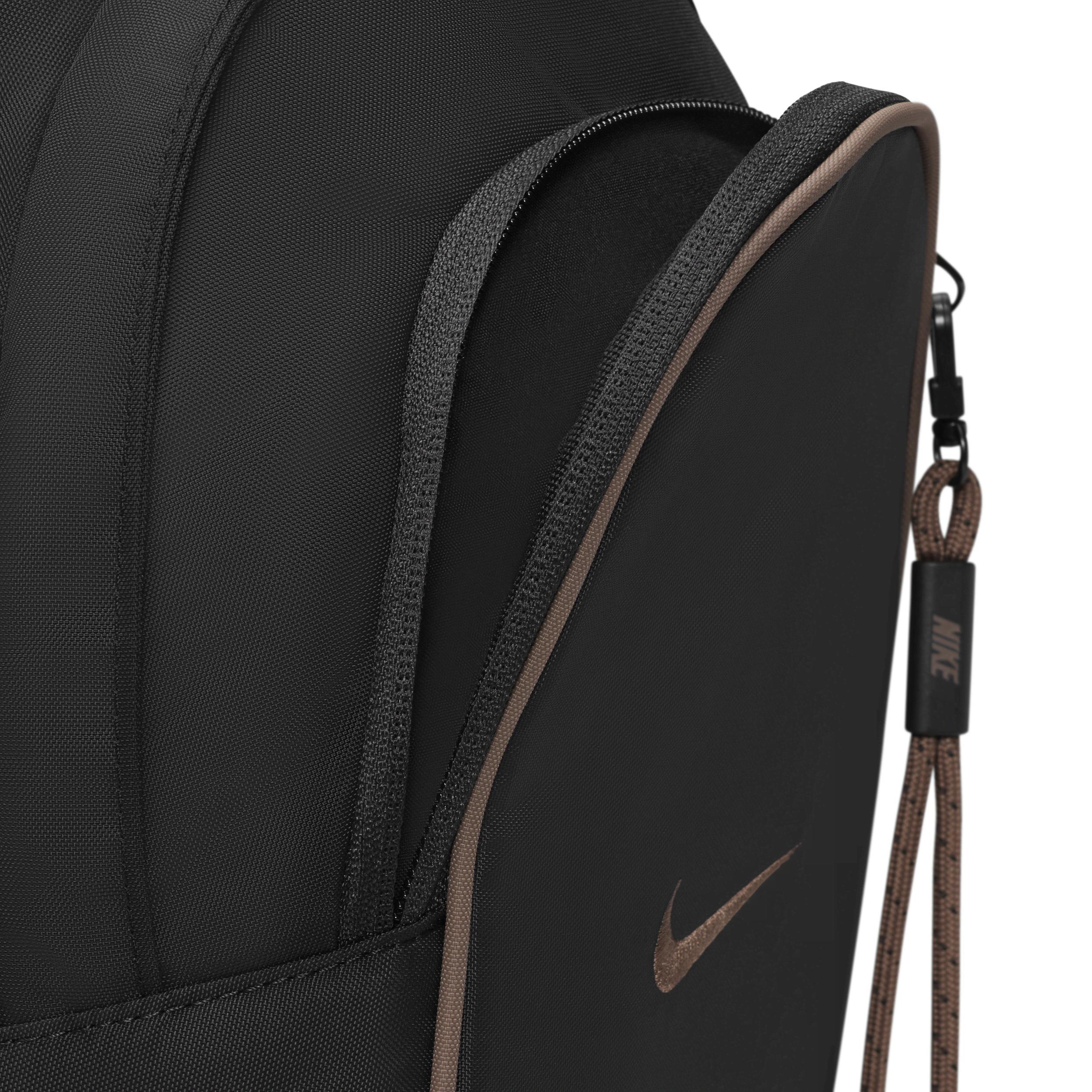 Nike Sportswear Essentials Sling Bag Product Image