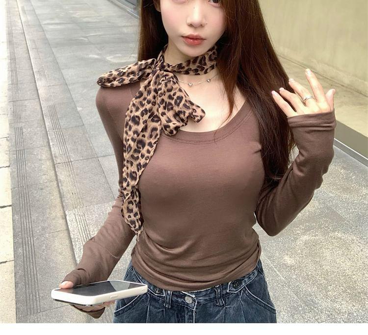 Long Sleeve Scoop Neck Plain Cropped Top with Scarf Product Image