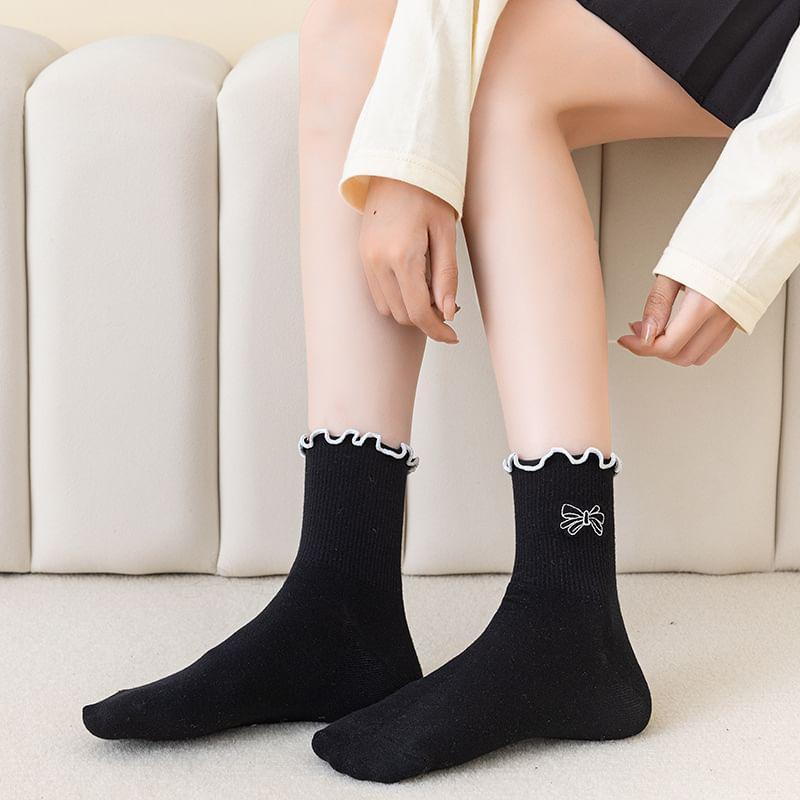 Bow Embroidered Lettuce Edge Ribbed Socks Product Image