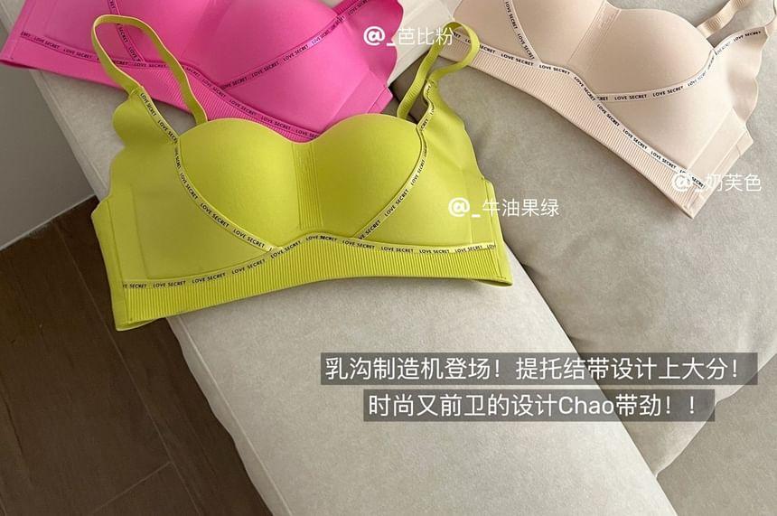 Lettering Wireless Bra Product Image