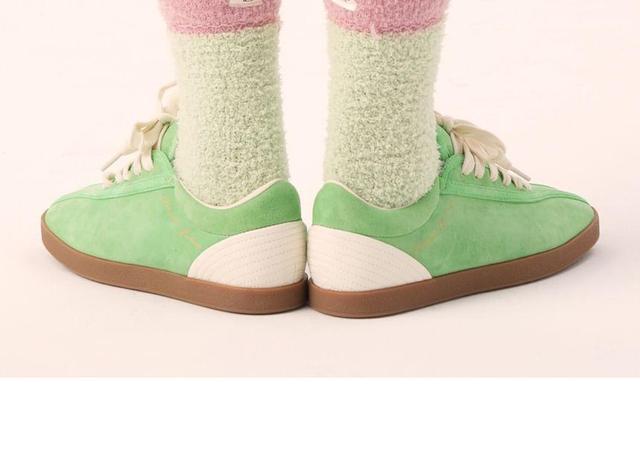 Two-Tone Fluffy Socks Product Image