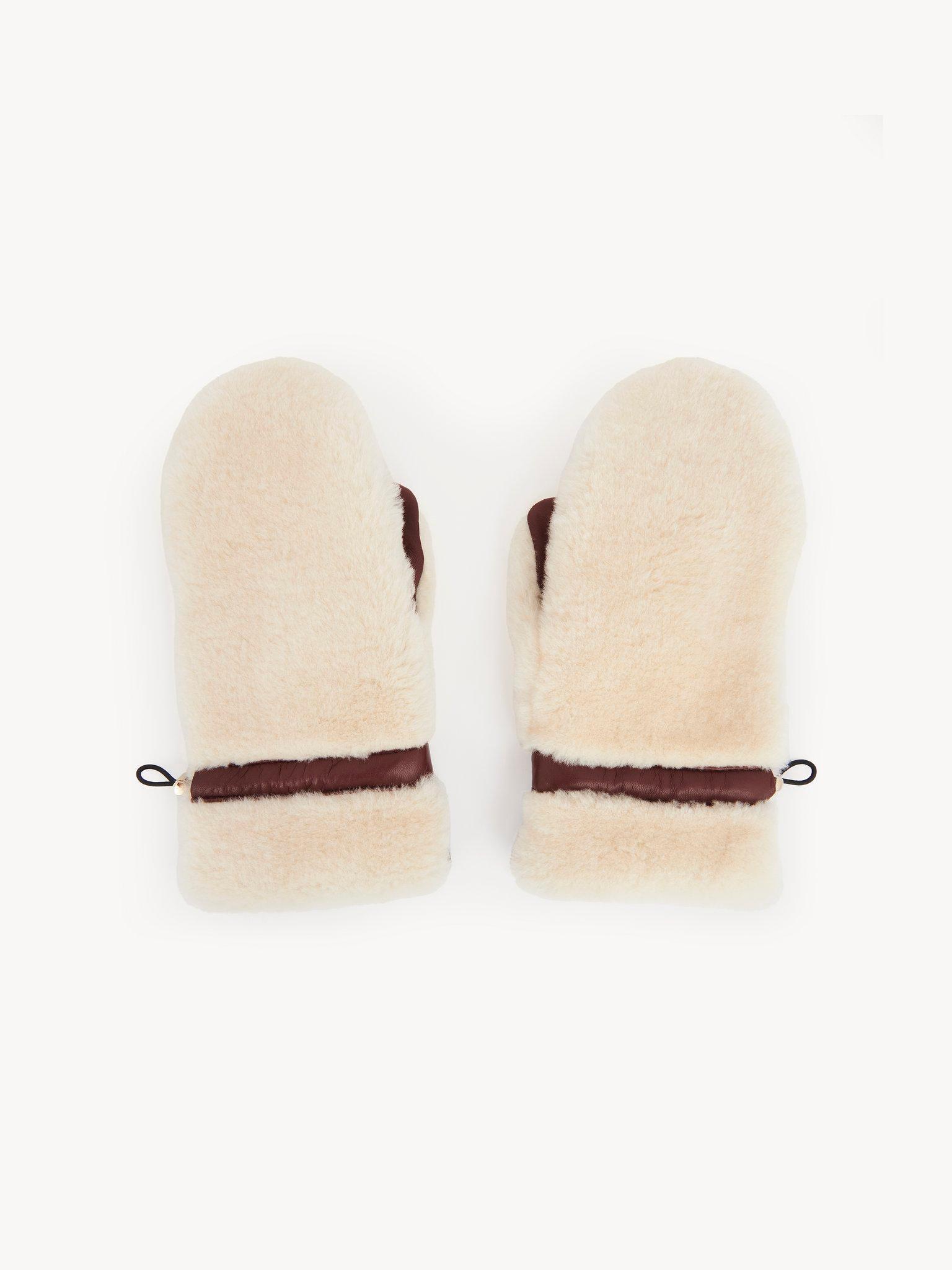 Shearling mittens Product Image