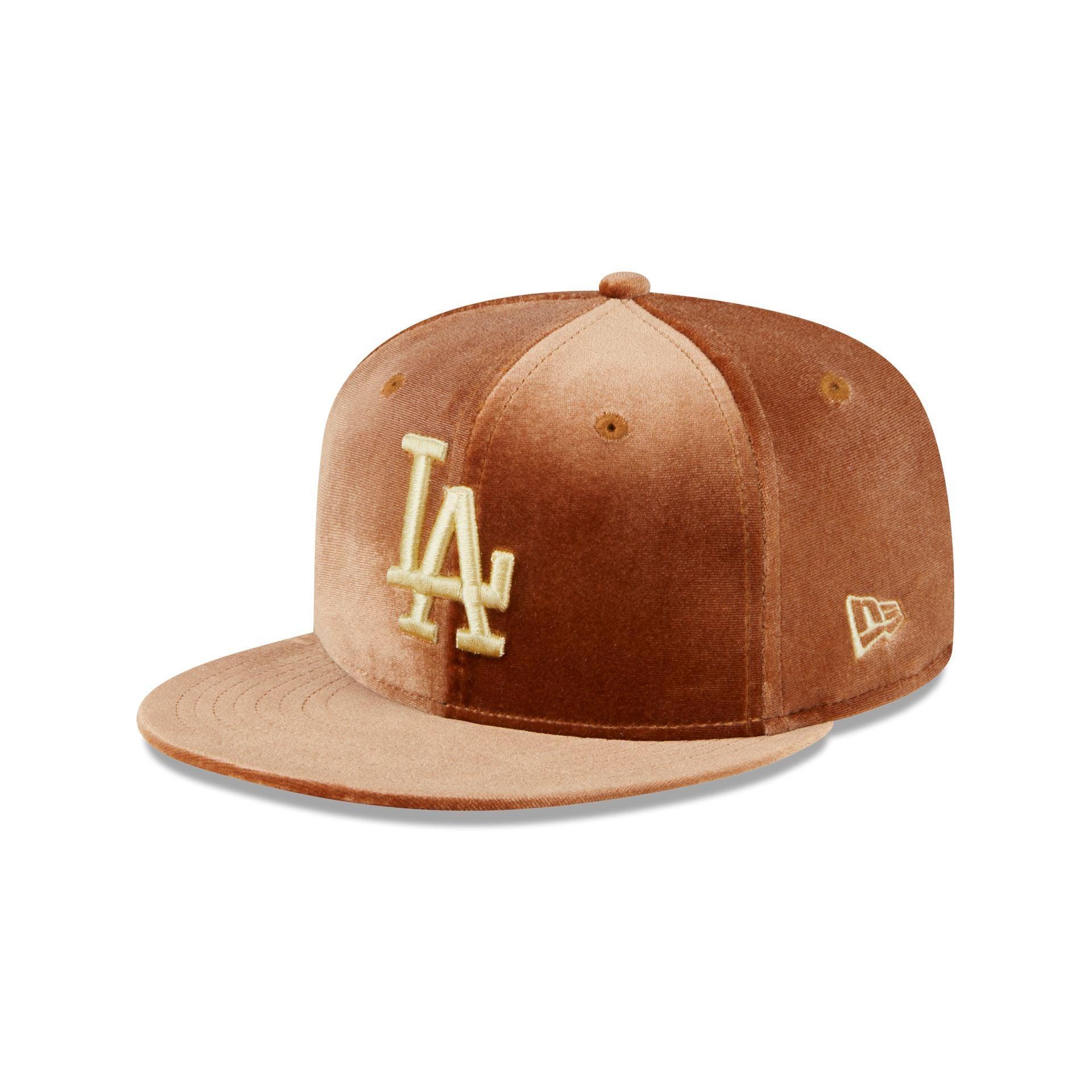 Los Angeles Dodgers Vintage Velvet 59FIFTY Fitted Hat Male Product Image