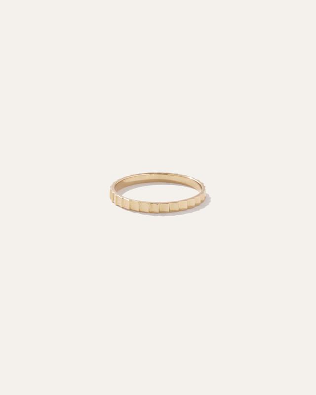 14k Gold Ridge Band Product Image