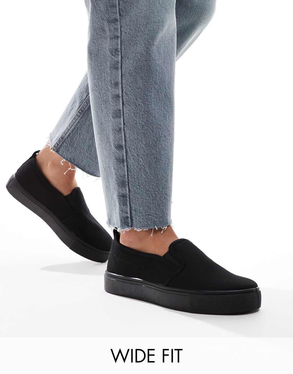 ASOS DESIGN Lucky pointed ballet flats Product Image