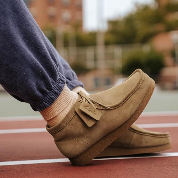 Clarks(r) Wallabee Suede Boot Product Image