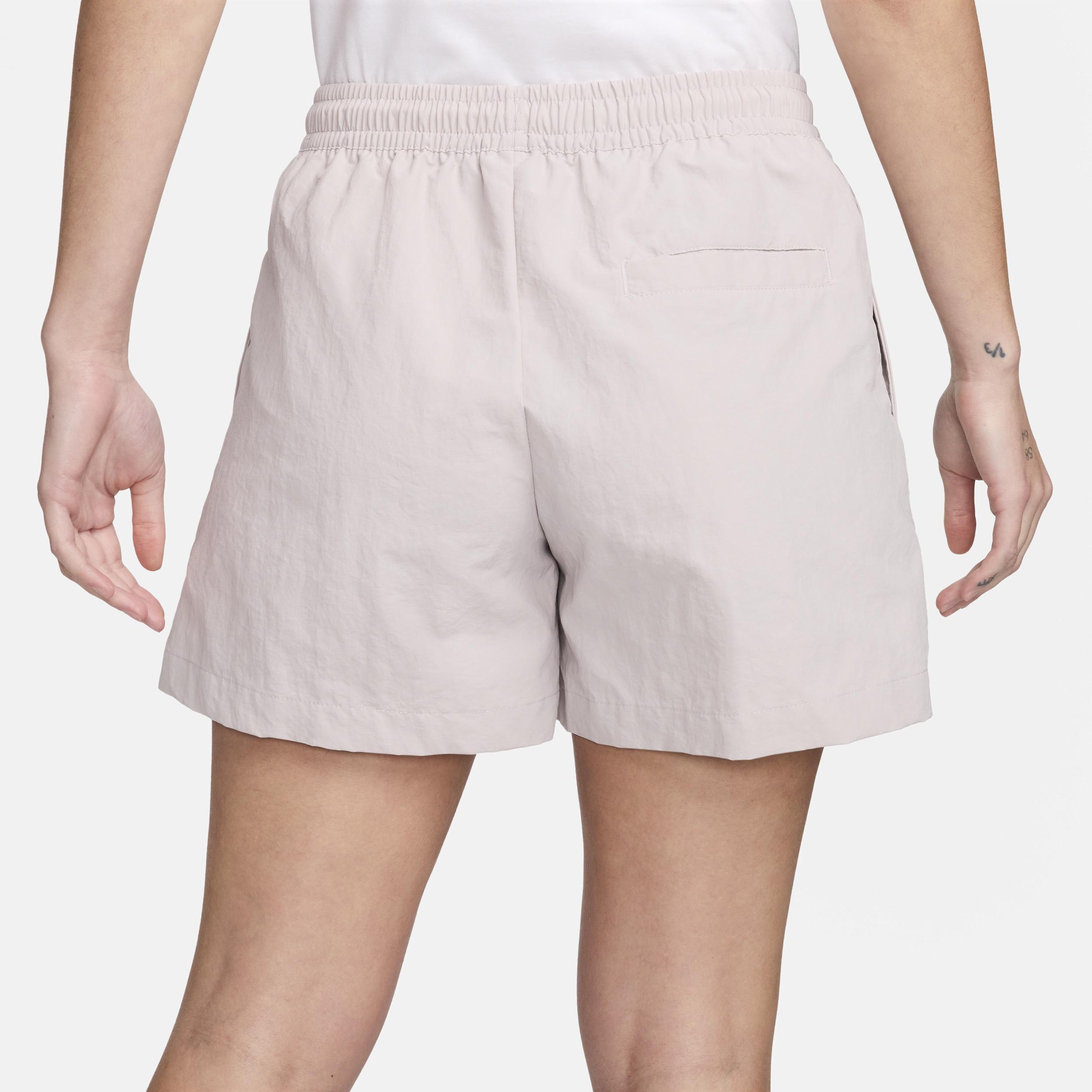 Womens Nike Sportswear Everything Wovens Mid-Rise 5 Shorts Product Image