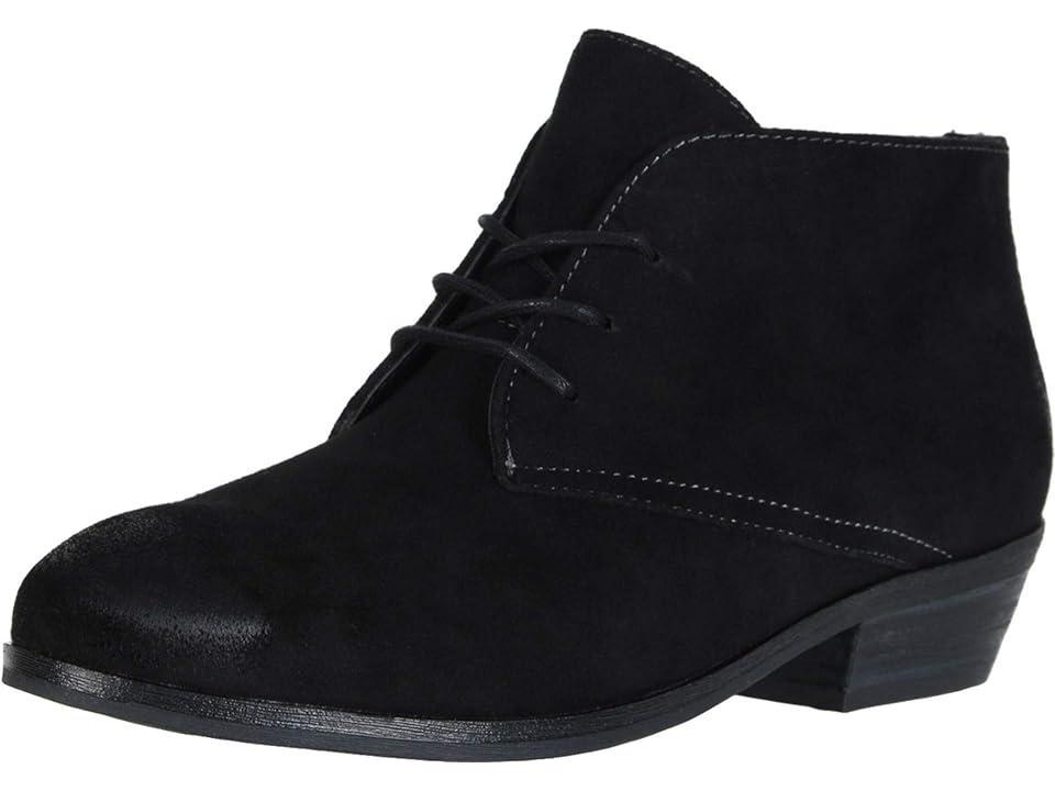 SoftWalk Ramsey Cow Suede Leather) Women's Shoes Product Image