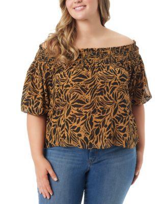 Trendy Plus Size Rosiya Off-The-Shoulder Top Product Image