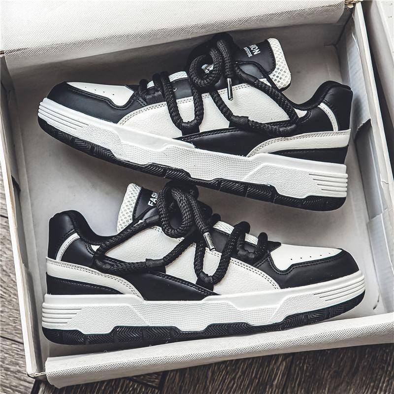 Lettering Lace-Up Platform Sneakers Product Image