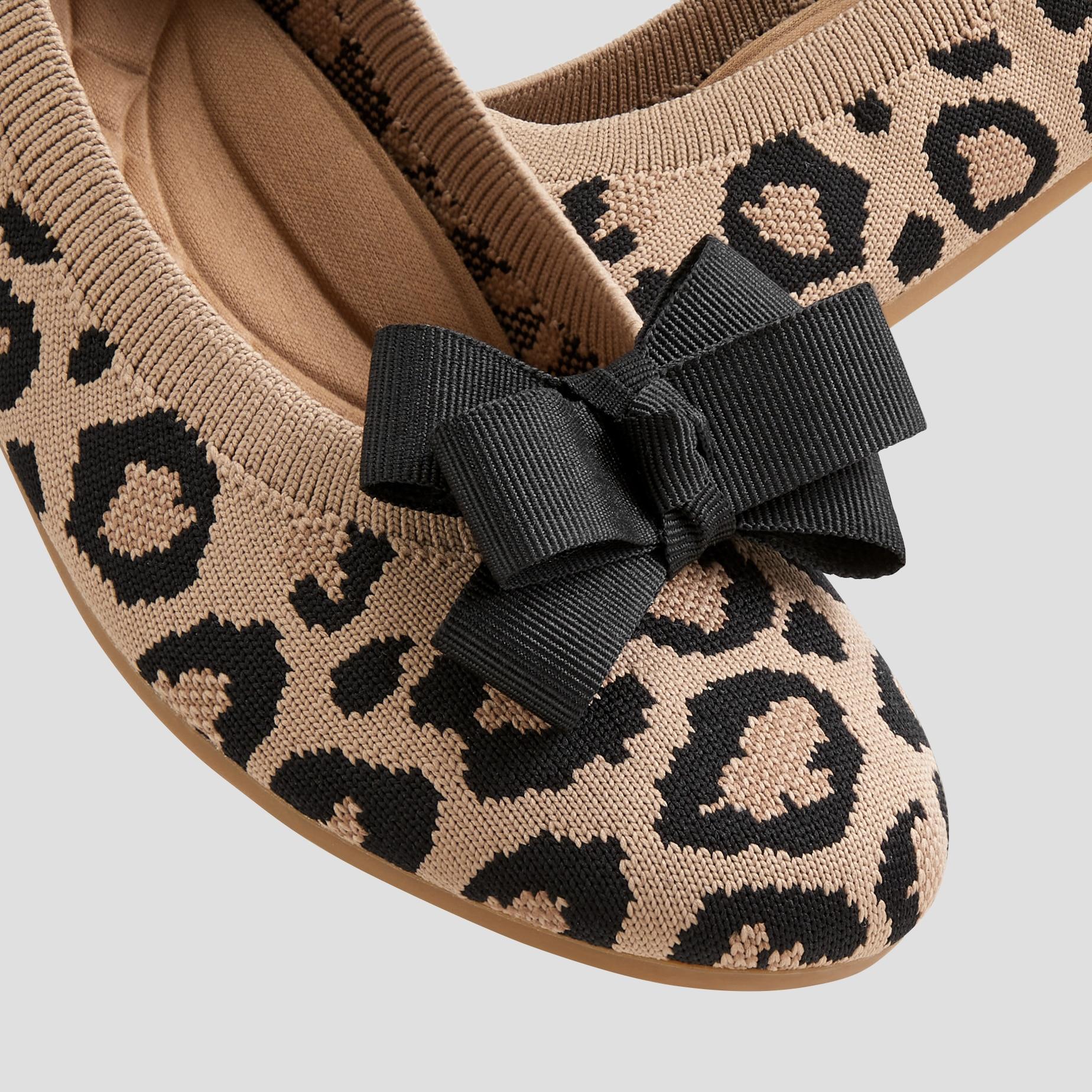 Round-Toe Flats (Claire) + Bow Product Image