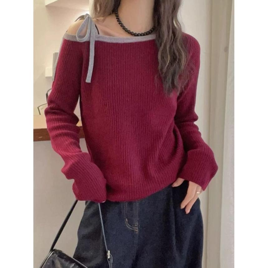 Long-Sleeve Cold Shoulder Contrast Trim Ribbed Knit Top Product Image