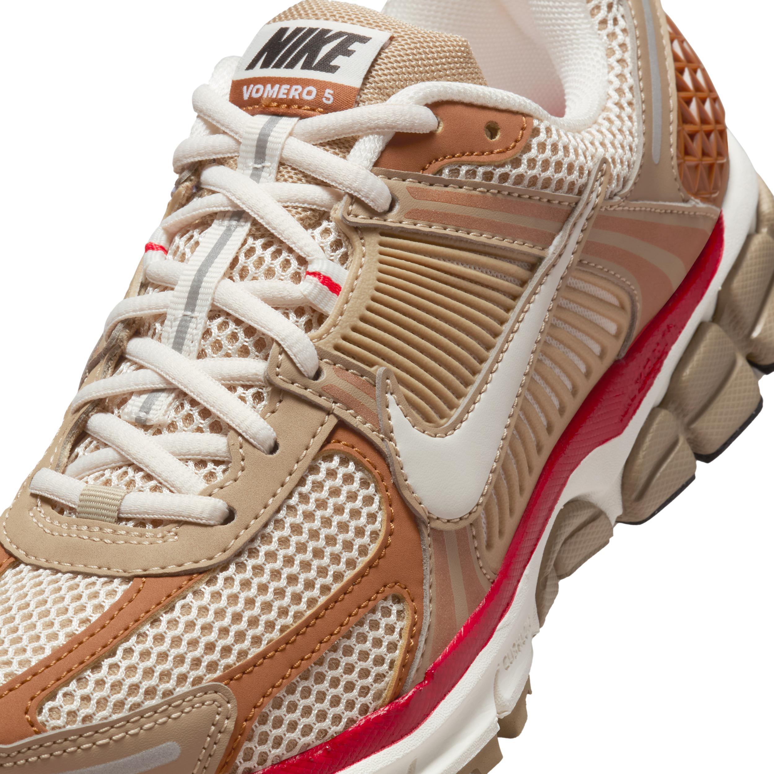 Nike Women's Zoom Vomero 5 Shoes Product Image