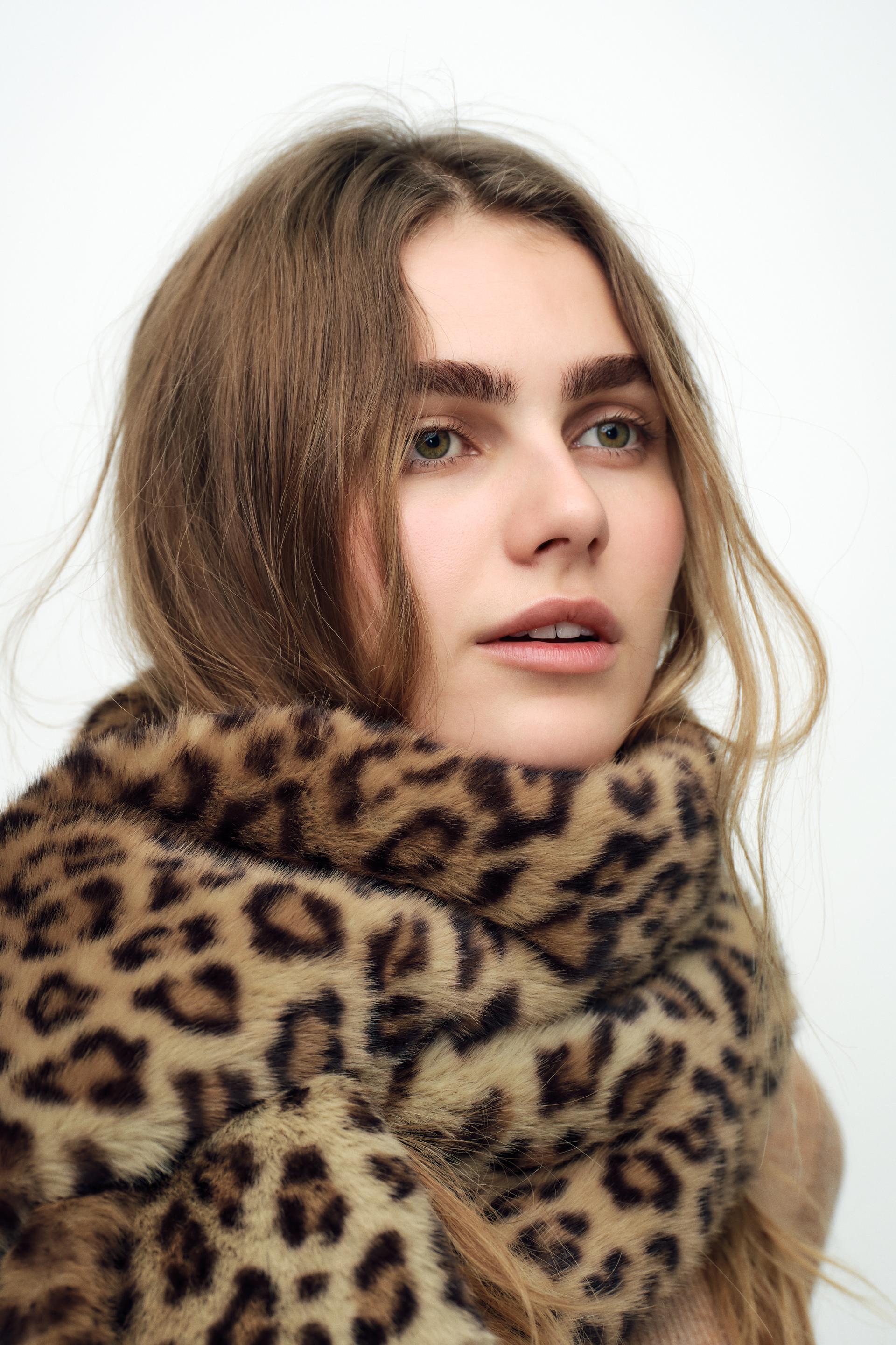 FAUX FUR ANIMAL PRINT SCARF Product Image