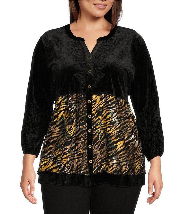 Calessa Plus Size Embroidered Velvet Tiered Patchwork Print Split V-Neck 3/4 Sleeve Tunic Product Image