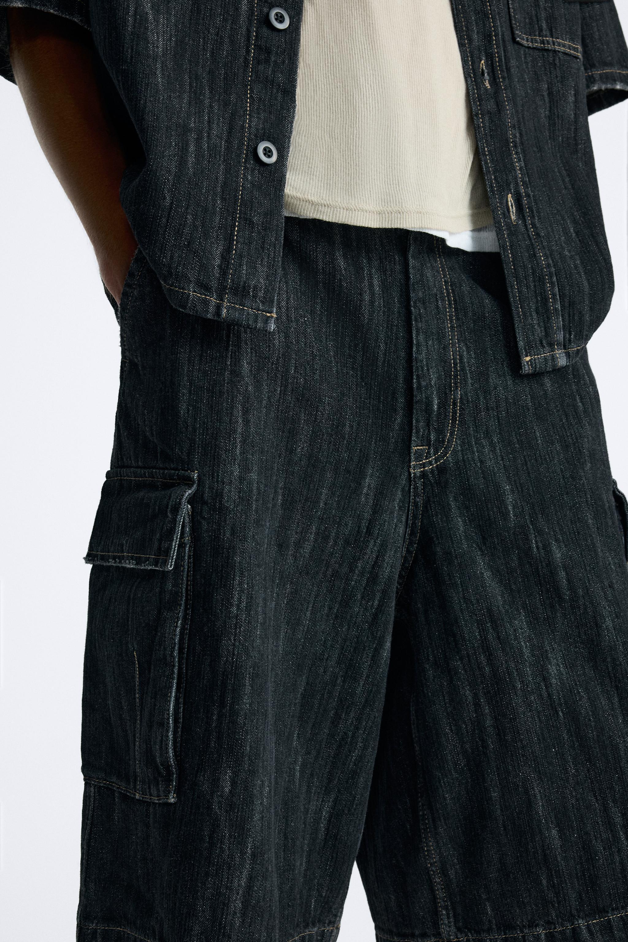 TEXTURED DENIM CARGO SHORTS Product Image