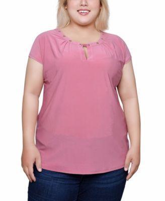 Plus Size Short Extended-Sleeve Grommet Neck Knit Top Product Image