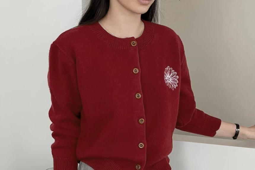 Crew Neck Floral Embroidered Button-Up Cardigan Product Image