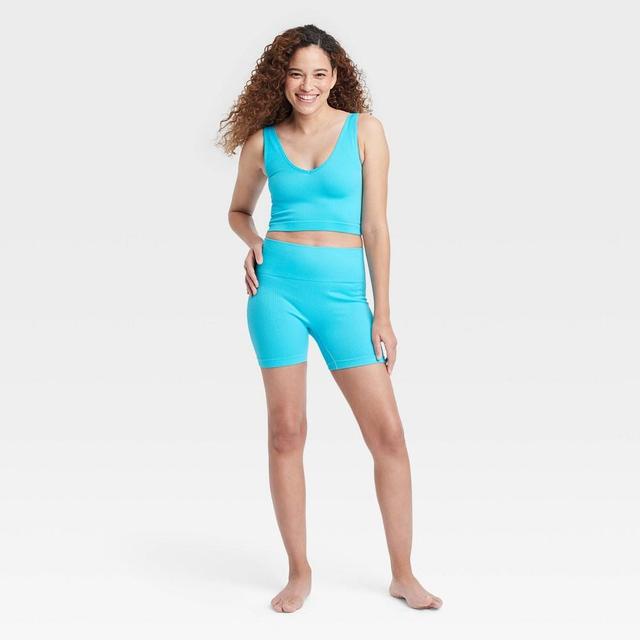 Womens Ribbed Seamless Reversible Tank Top - Colsie Blue 2X Product Image