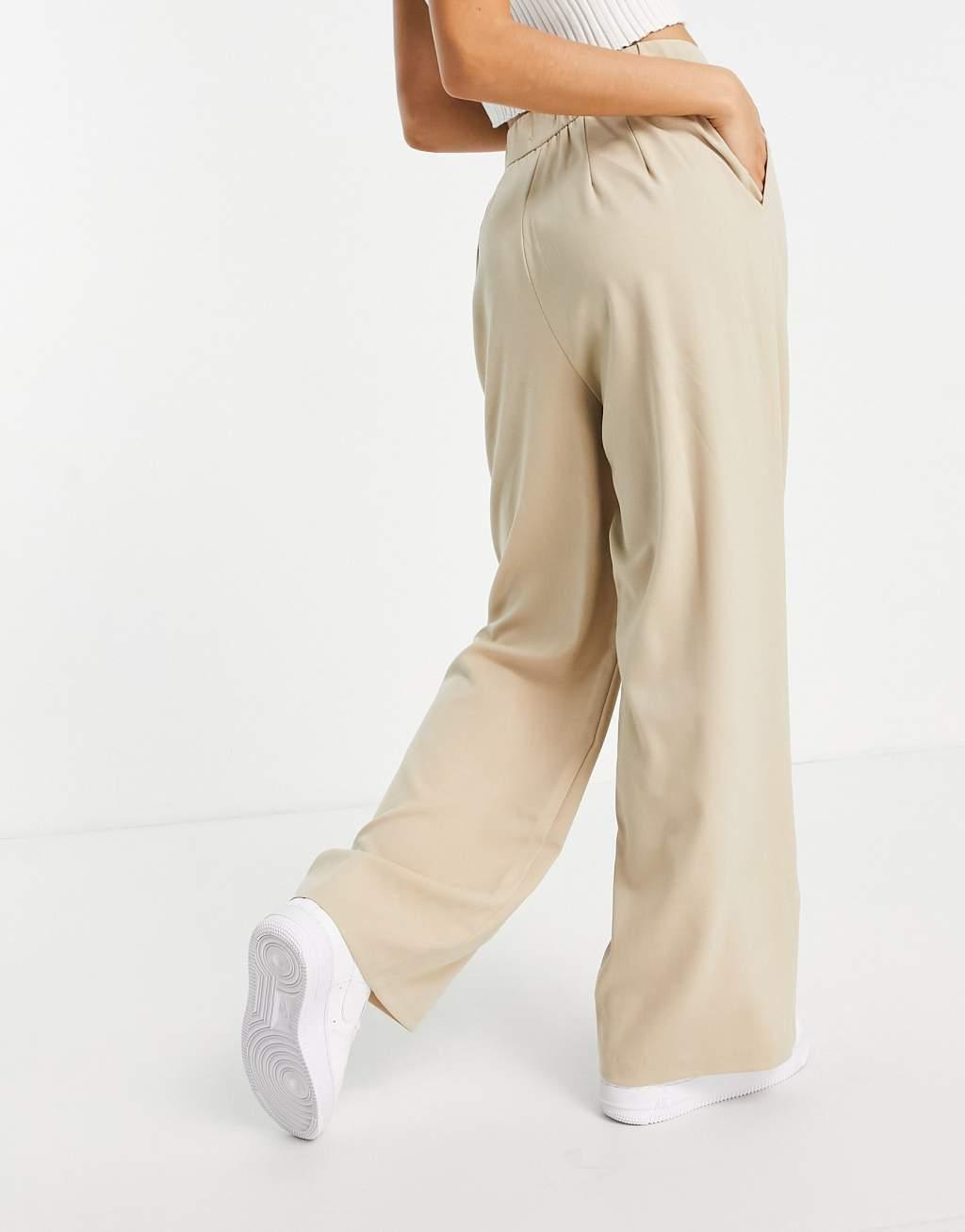 Stradivarius Petite wide leg relaxed dad pants in beige Product Image