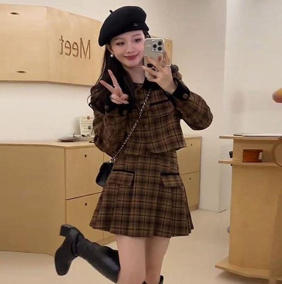 Set: Collared Plaid Button-Up Crop Jacket + Mini A-Line Skirt Product Image