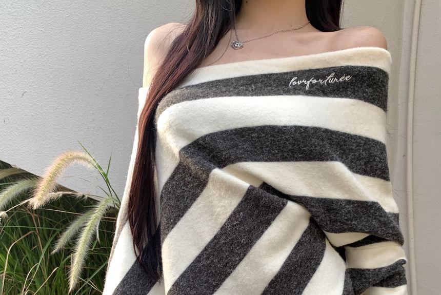 Long-Sleeve Off-Shoulder Striped Mini Sheath Dress Product Image