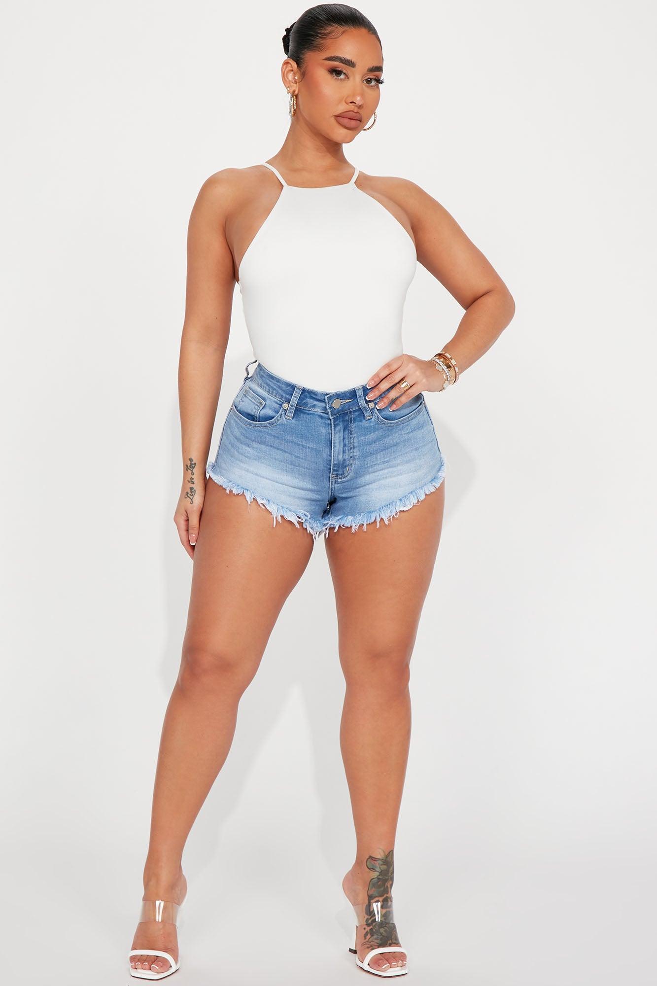 Back And Forth Cut Off Stretch Denim Shorts - Light Wash Product Image